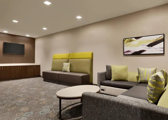 Courtyard By Marriott St Paul Woodbury