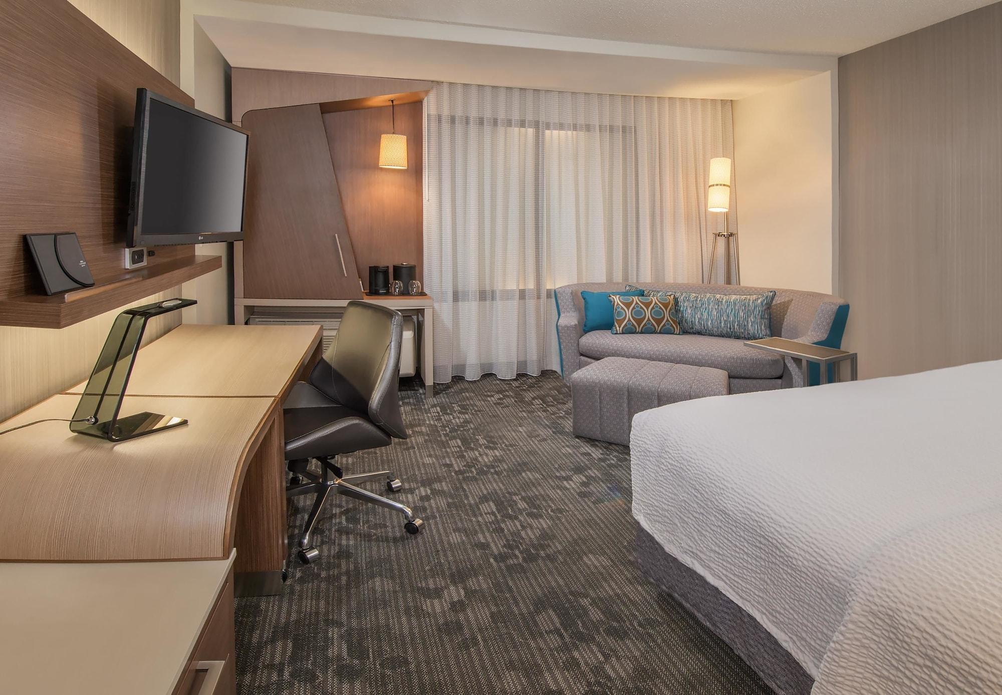 Courtyard By Marriott St Paul Hotel 3*